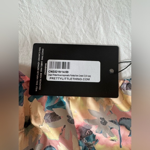 Pretty little thing floral asymmetric corset top - Picture 3 of 4